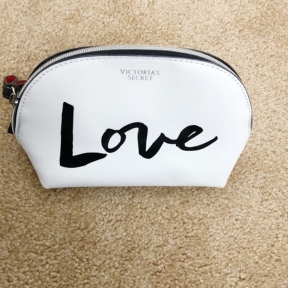 Victoria's Secret Handbags - Victoria’s Secret makeup case